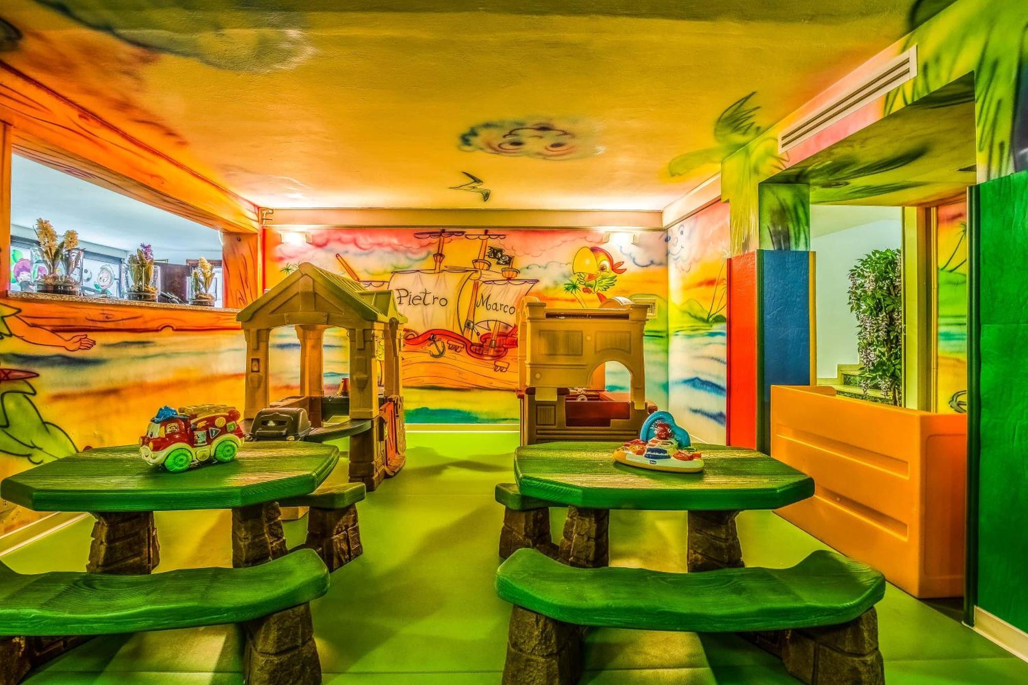 Hotel Gardenia リド・ディ・イエゾロ エクステリア 写真